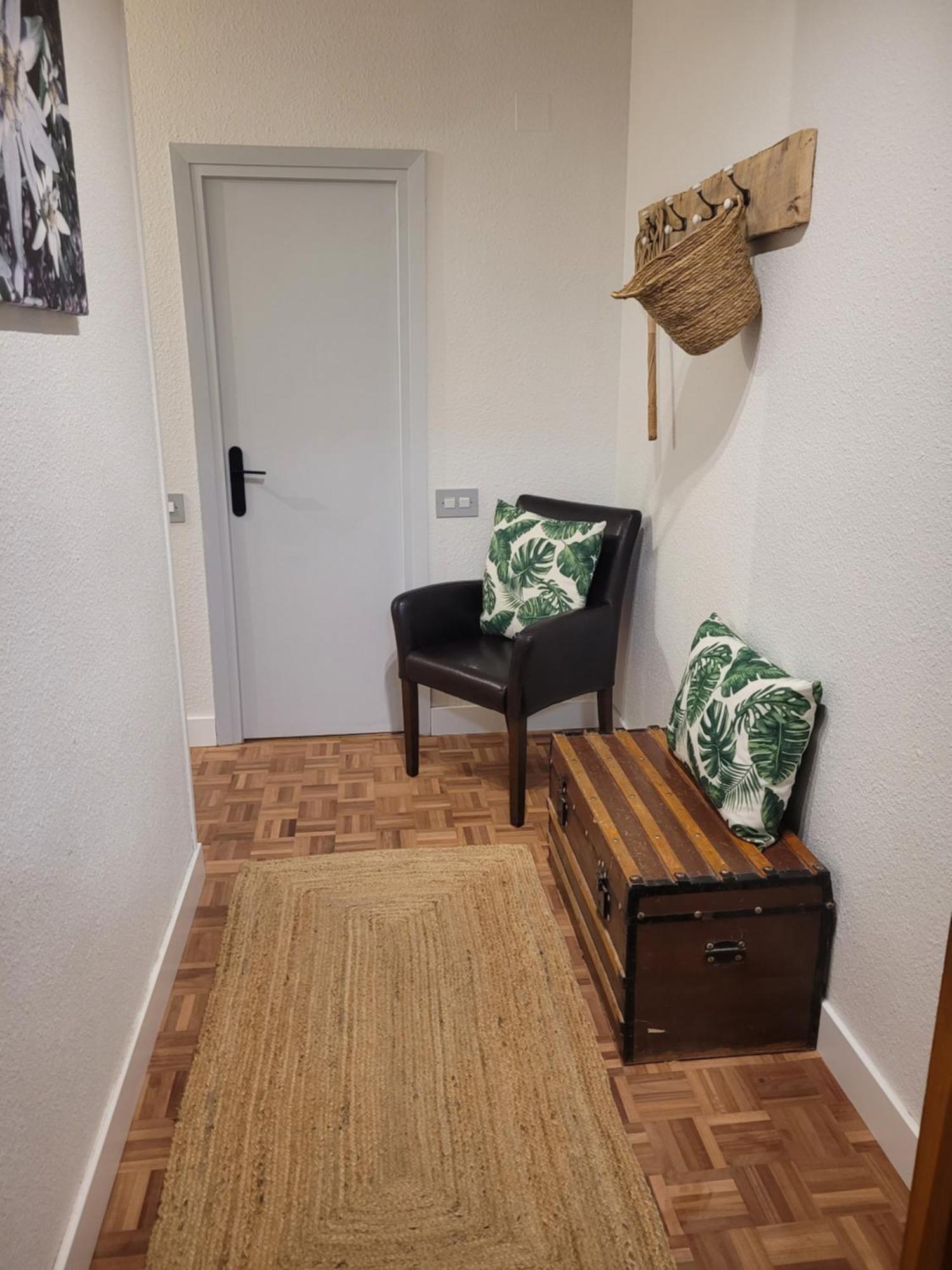 Ferienwohnung Flor De Nieve Jaca Exterior foto